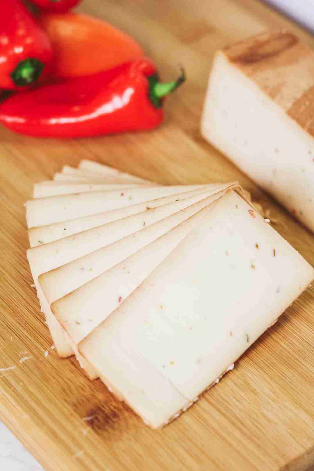 Smoked Hot Pepper Cheese Oak Hill Bulk Foods